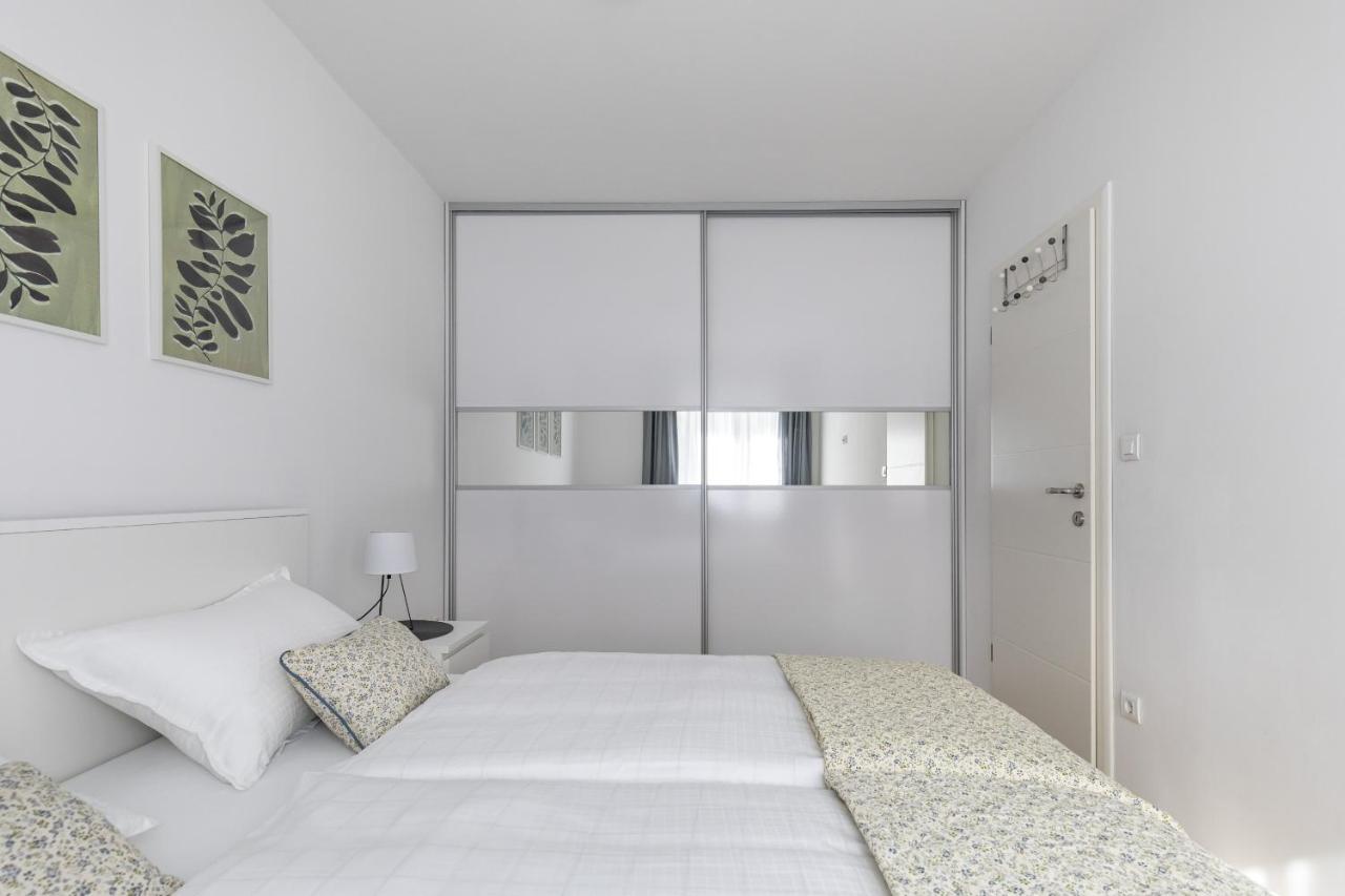 Cool Suite Split Exterior photo